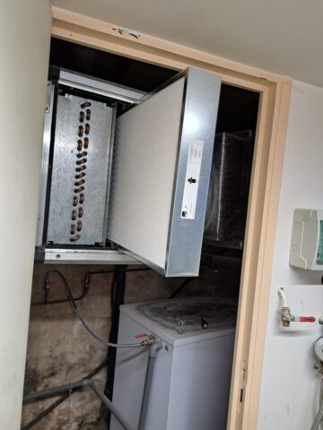 Remplacement de filtre dans la boulangerie de Mardore, photo 2